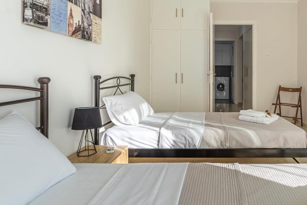 Comfy Central Square Gem With Balcony Apartment Kalamata Ngoại thất bức ảnh