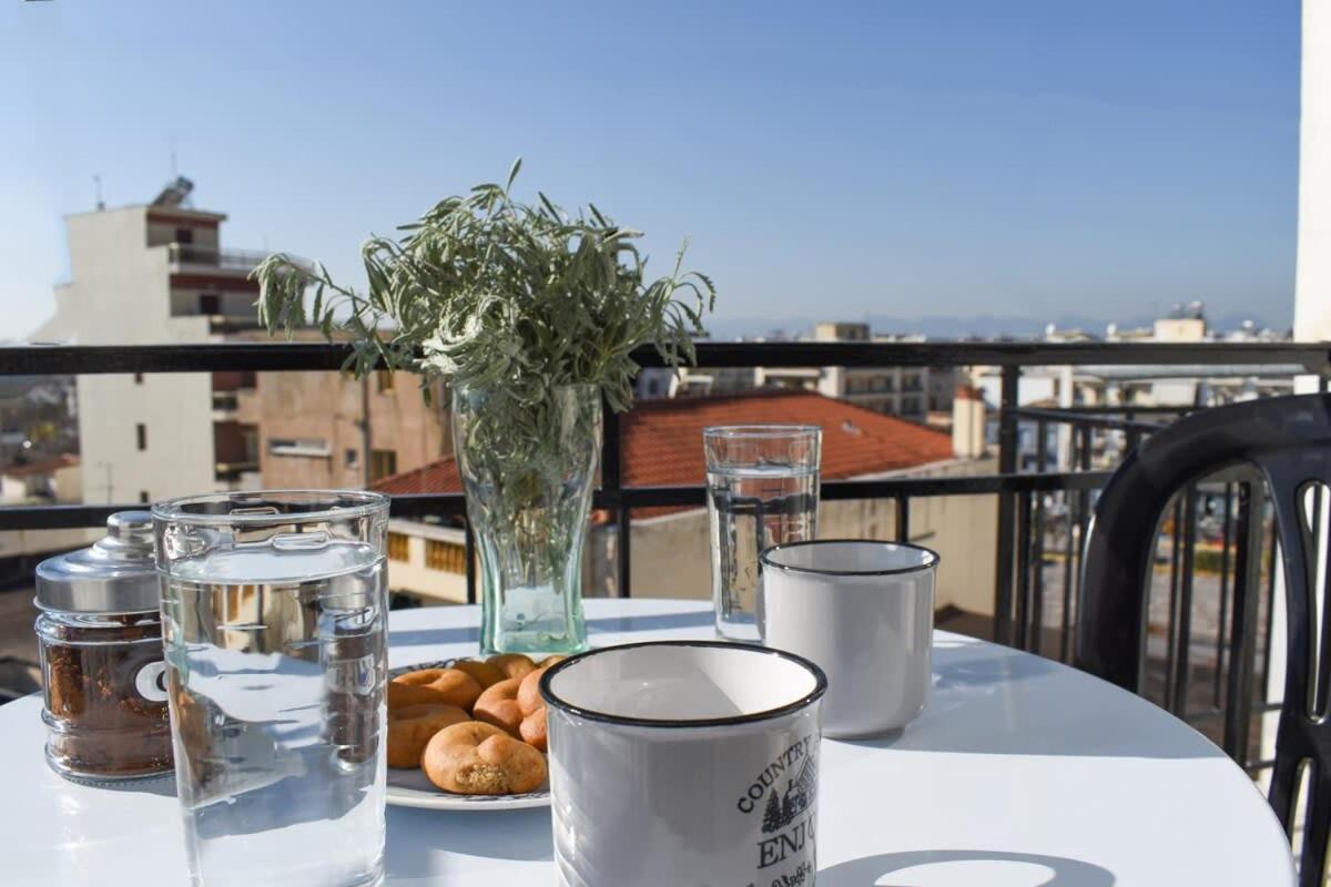 Comfy Central Square Gem With Balcony Apartment Kalamata Ngoại thất bức ảnh